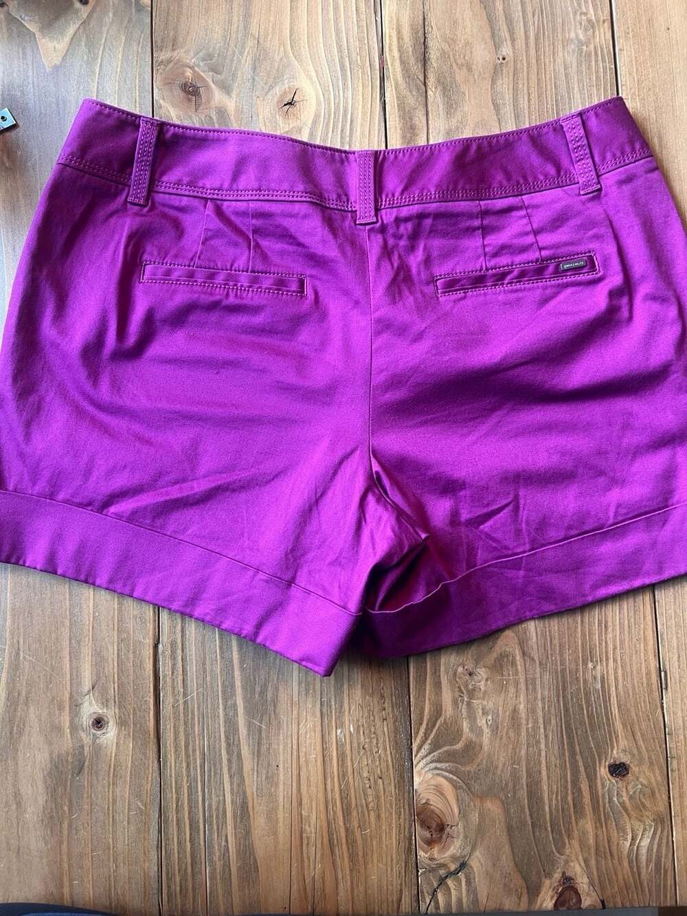 White House Black Market Purple Cuffed Shorts Size 12 - Picture 4 of 6